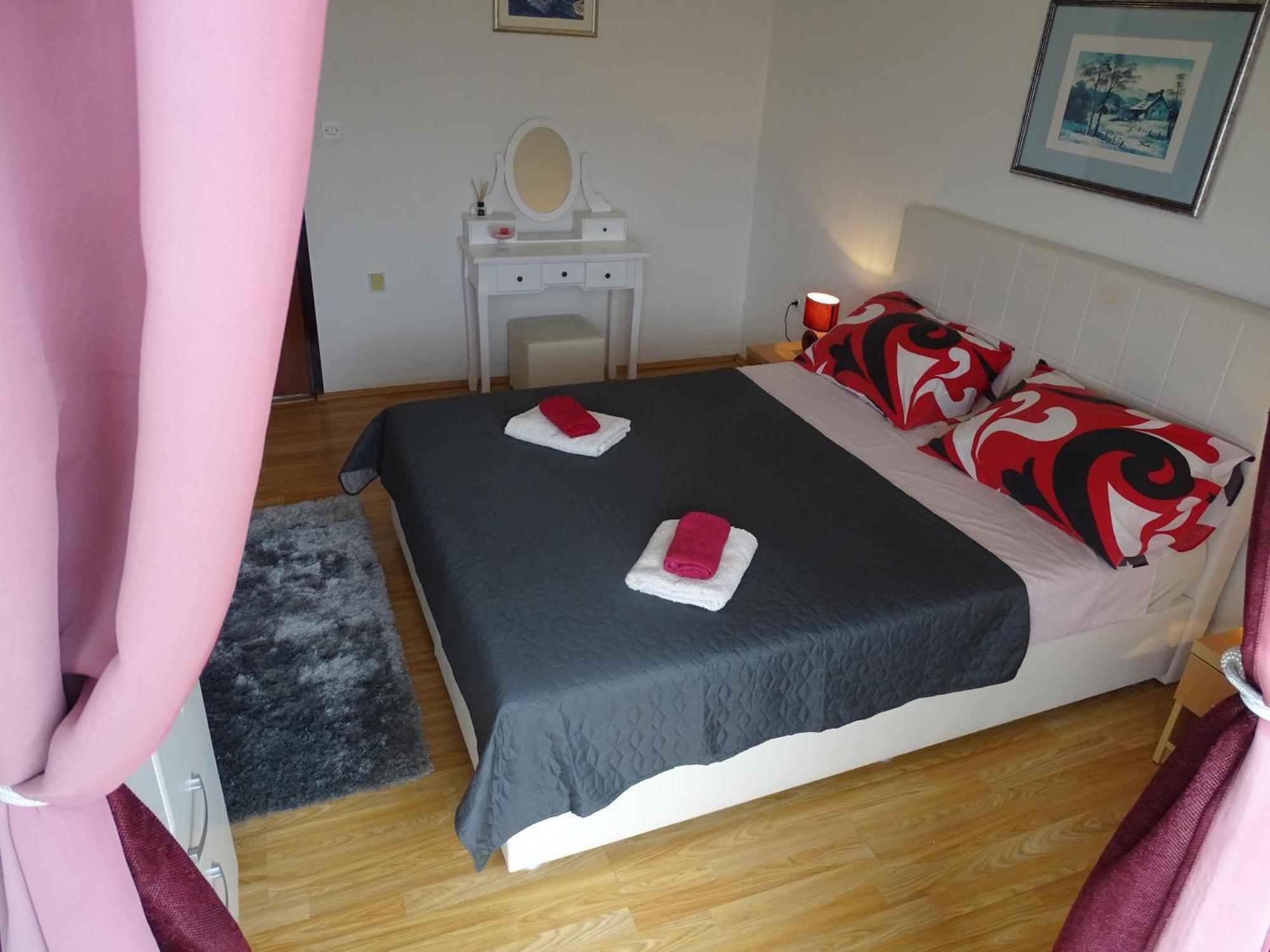 Apartments Sime Dinjiška Extérieur photo