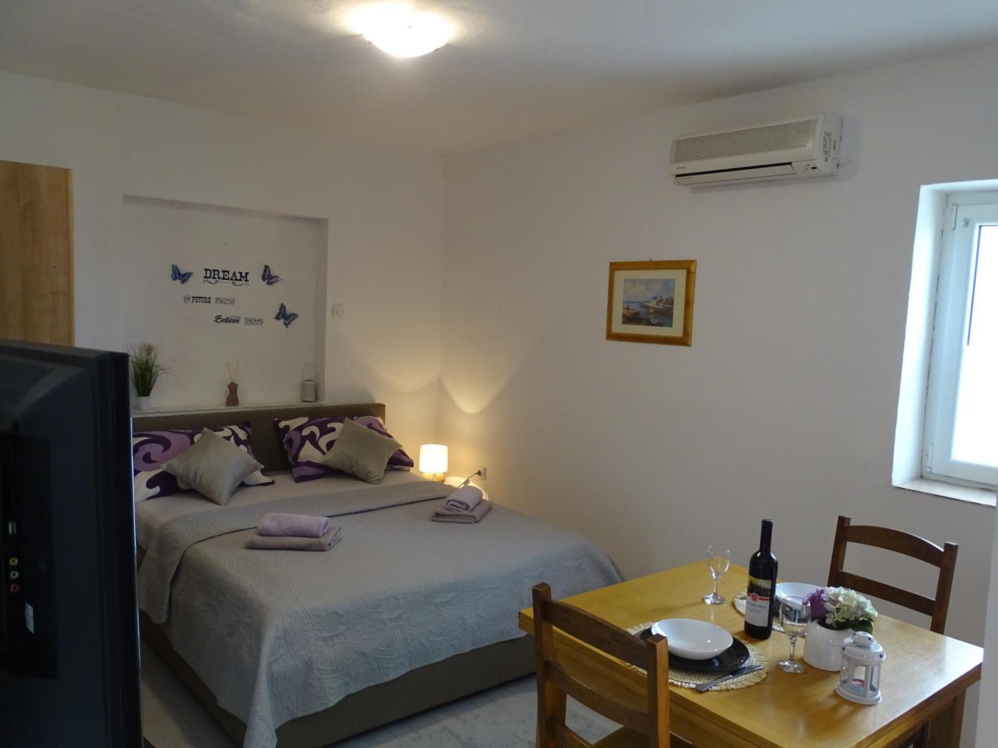 Apartments Sime Dinjiška Extérieur photo